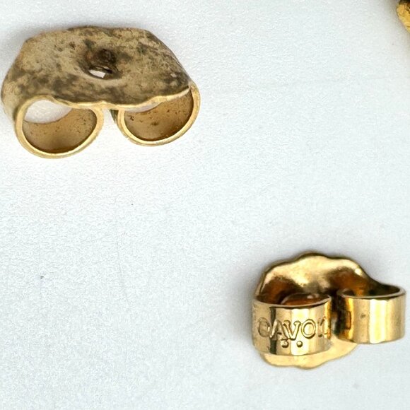 Avon Gold-Tone Dangle Drop Earrings Purple Rhinestones Grape Motif Vtg MCM - Picture 10 of 10